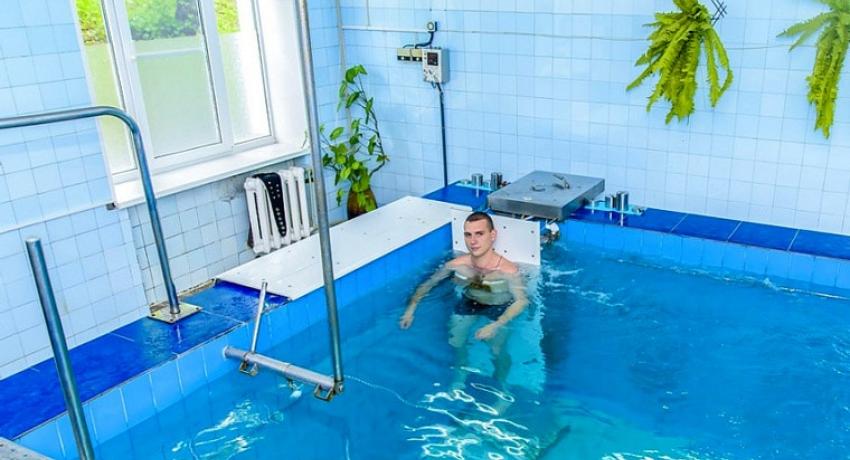 Подводное вертикальное вытяжение позвоночника в санатории Зори Ставрополья в Пятигорске